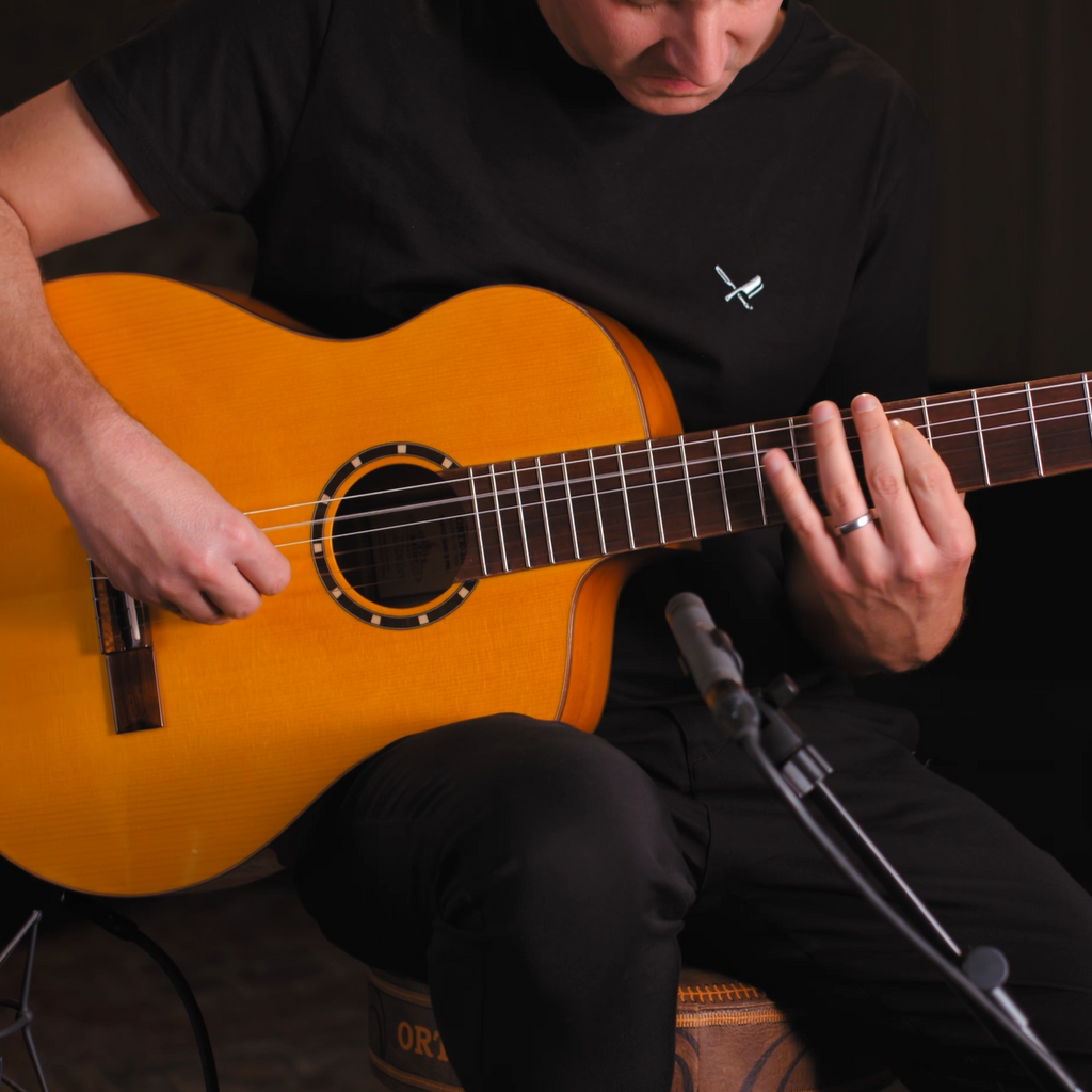 Ortega Solid Class Family Series Pro Guitar, 4/4